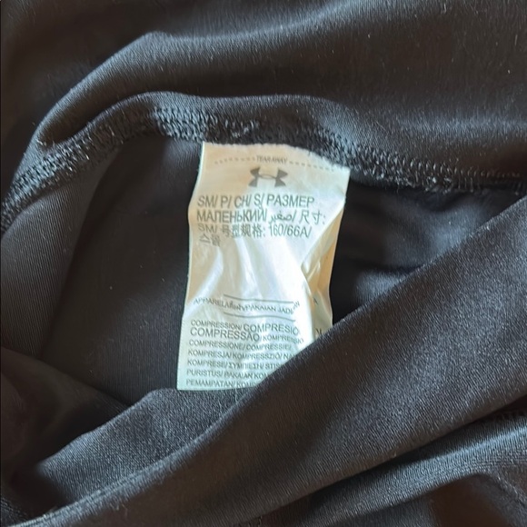 Under Armour Black and Red Performance Leggings - Picture 3 of 4